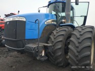 Трактор NEW holland T9040
