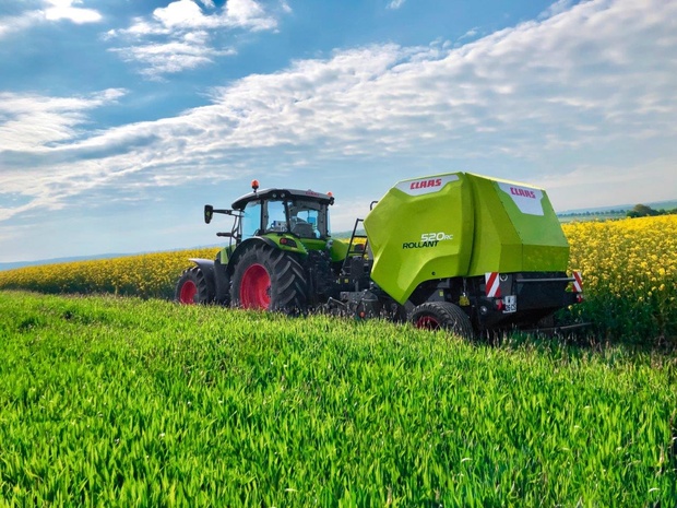 CLAAS: ПРЕСС-ПОДБОРЩИК ROLLANT ОТМЕЧАЕТ СВОЕ 45-ЛЕТИЕ